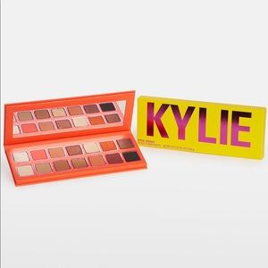 Kylie Jenner Summer Palette 🎨